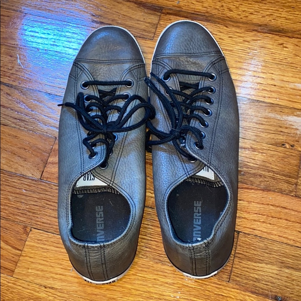 *Last Chance* Men’s Grey Leather Converse